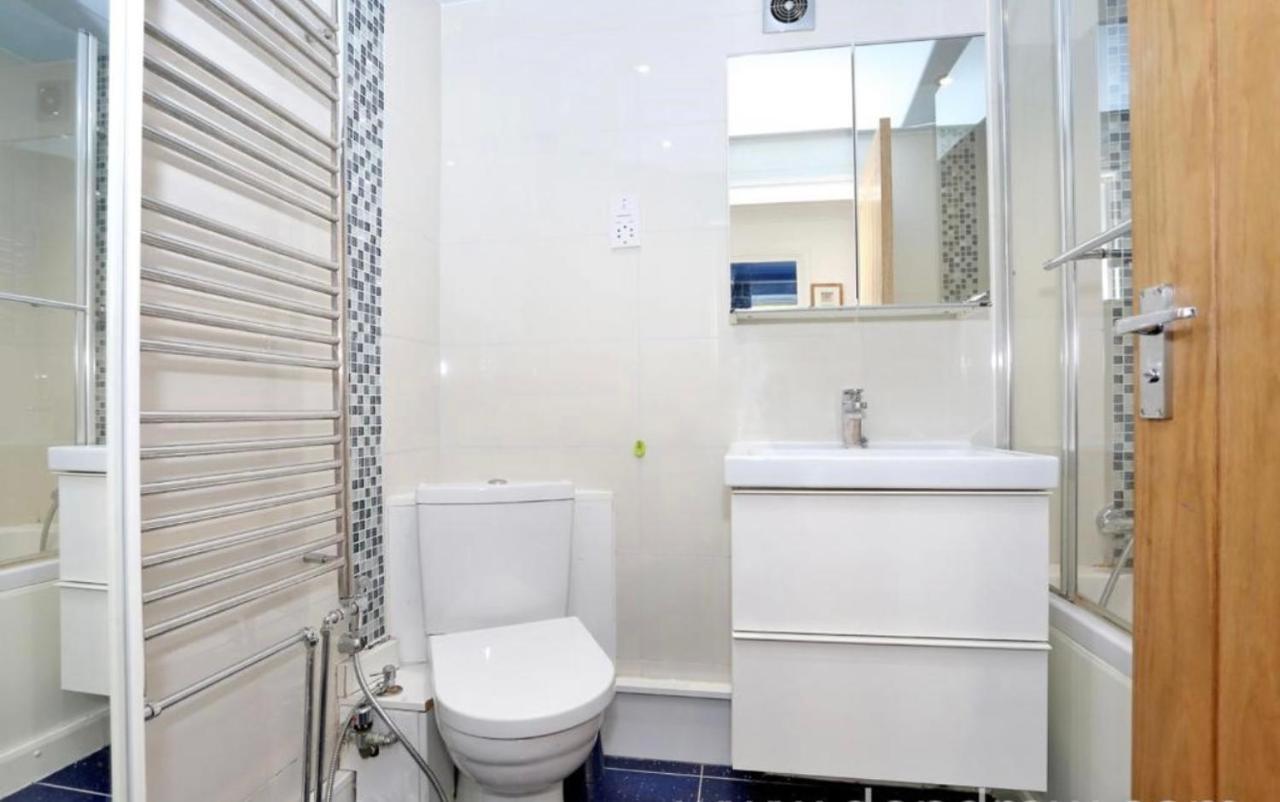 Luxury Double Blue Room London Exterior photo