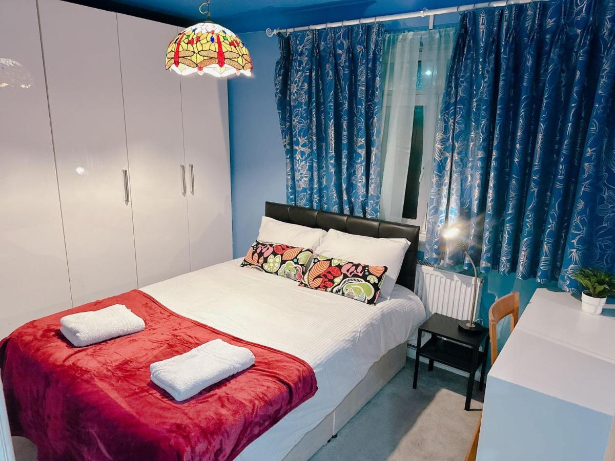 Luxury Double Blue Room London Exterior photo