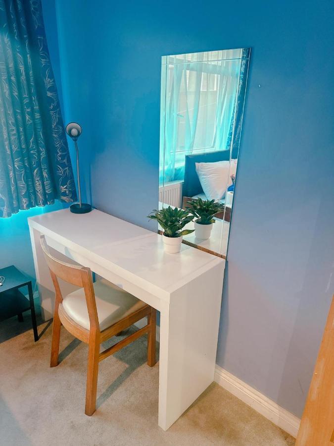 Luxury Double Blue Room London Exterior photo